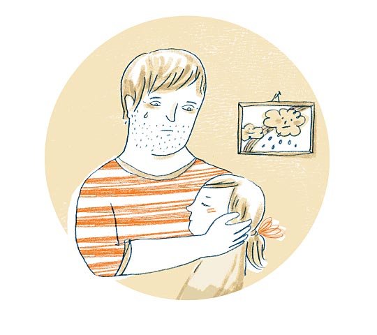 Ein Vater hält seine Tochter in den Armen. Sie hat die Augen geschlossen und eine Schleife im Haar. Man sieht nur ihren Kopf und einen Teil vom Oberkörper. Dem Vater läuft eine Träne die Wange herunter.